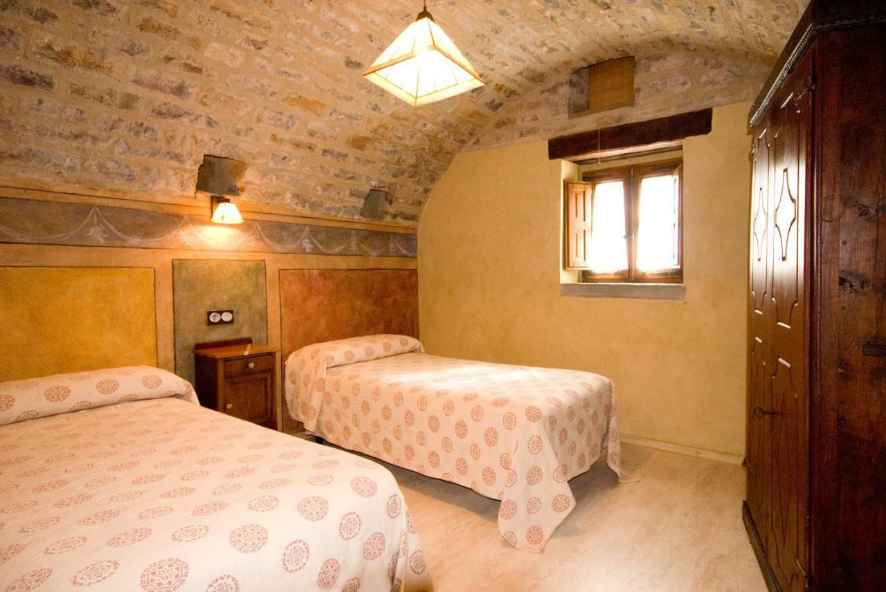 Casa Mur De Alujan Tierrantona Εξωτερικό φωτογραφία
